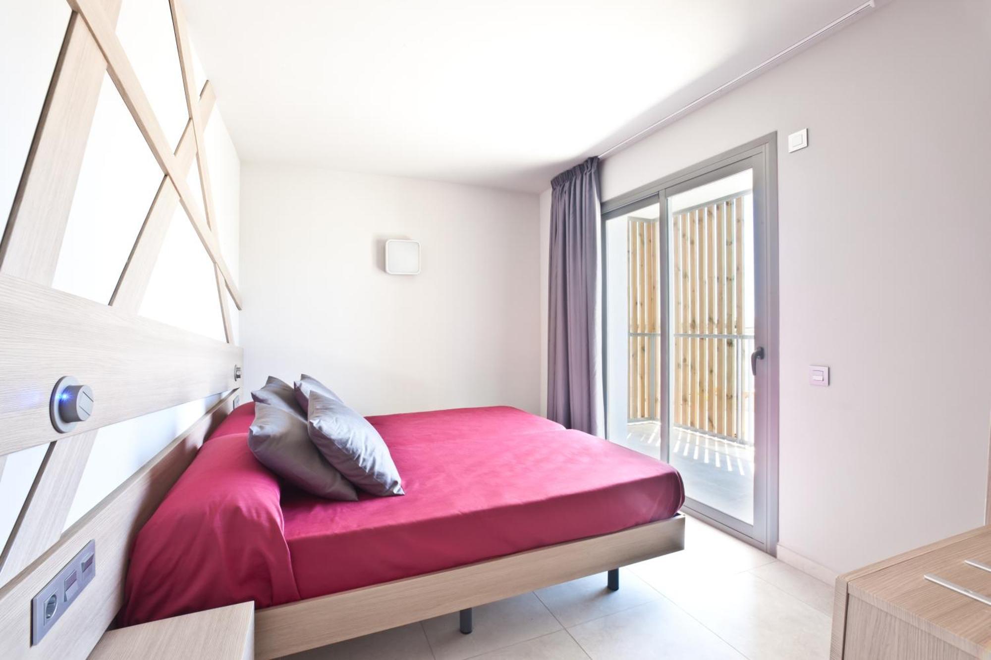 Ryans Ibiza Apartments - Only Adults Oda fotoğraf