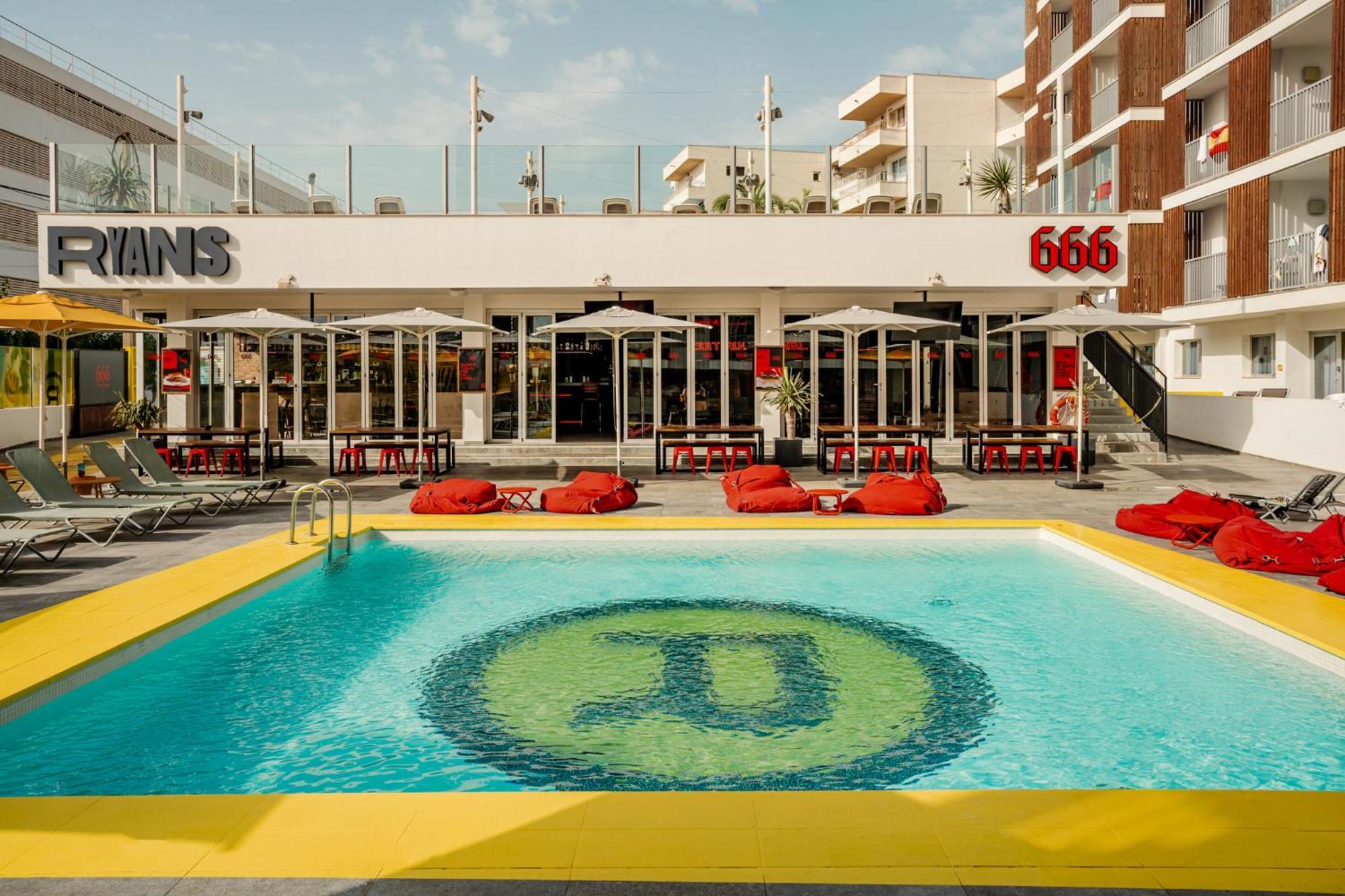 Ryans Ibiza Apartments - Only Adults Dış mekan fotoğraf